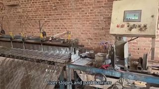 Ein beliebtes Produkt, das in Afrika verwendet wird und auch für dekorative Maschendrahtzäune in verschiedenen Regionen geeignet ist.