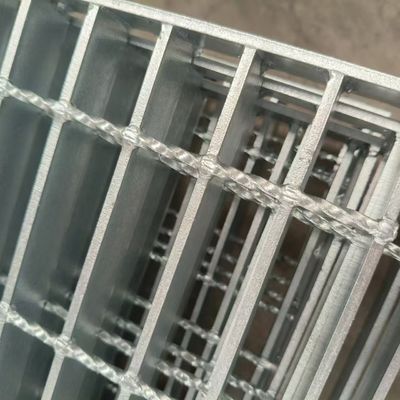 Corrosion Proof Industrial Steel Grating For Outdoor And Marine Environments