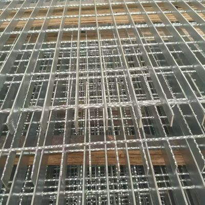 Anti Skid Heavy Duty Carbon Steel Grating For Outdoor Sewage Treatment
