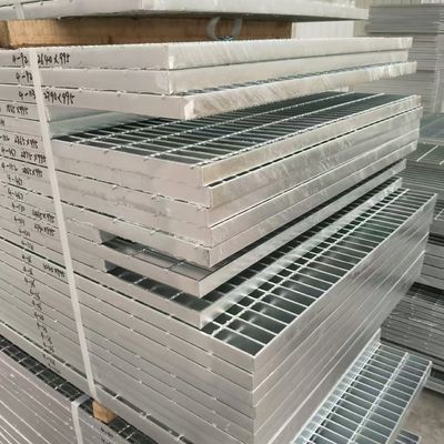 Decorative Steel Grating for Gardens and Outdoor Spaces: Adding Style and Functionality