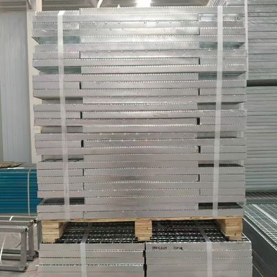 Galvanized Steel Gratings: Long-Lasting Protection Against Corrosion