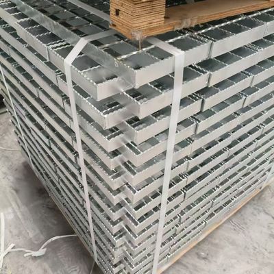 Transverse Bar Material Twisted Square Steel Technical Parameters for Raw Materials in Steel