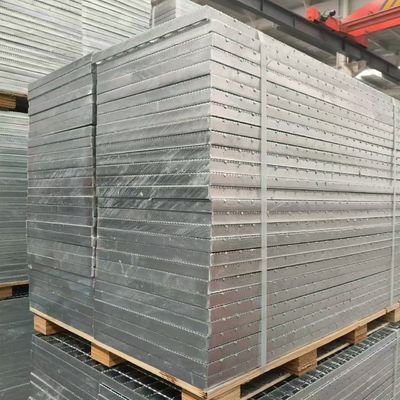 Transverse Bar Material Twisted Square Steel Technical Parameters for Raw Materials in Steel