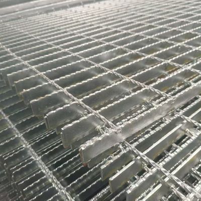 High-Quality Steel Gratings: Durable, Slip-Resistant, and Easy to Maintain