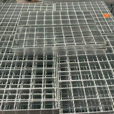 High-Quality Steel Gratings: Durable, Slip-Resistant, and Easy to Maintain