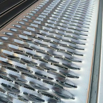 Durable Welded Steel Grating Easy To Drain Patterned Plate With Diverse Patterns