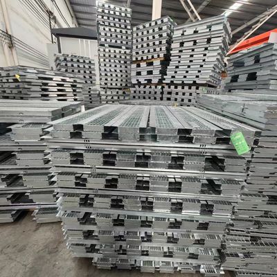 30mm Crossbar Spacing Black Flat Bar Industrial Steel Grating