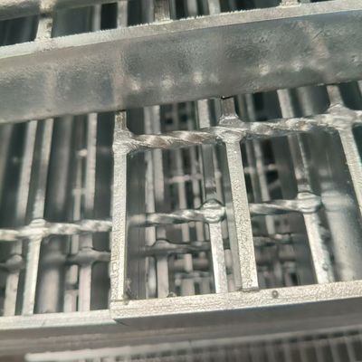 Strong Load Stable Structure Steel Grating In Shopping Malls