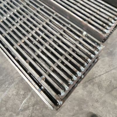 Customized Durable Steel Grating with Load Capacity and Anti Slip Performance
