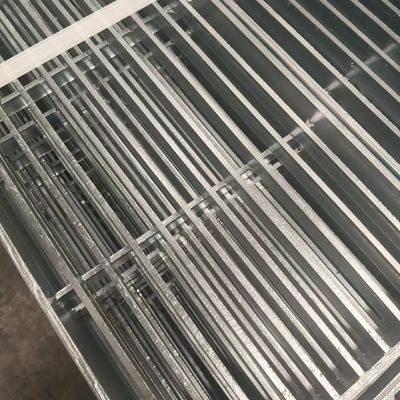 40mm Footstep To Weigh Non-Slip Steel Grating Industrial