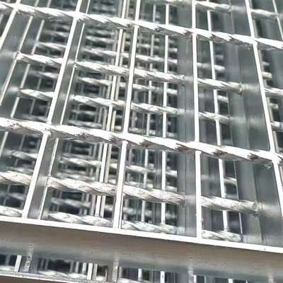 Non Slip Steel Grating Safe Working Environments