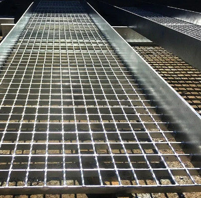 Bright Surface Flat Bar Type Non Slip Grating For Secure And Stable Industrial Flooring