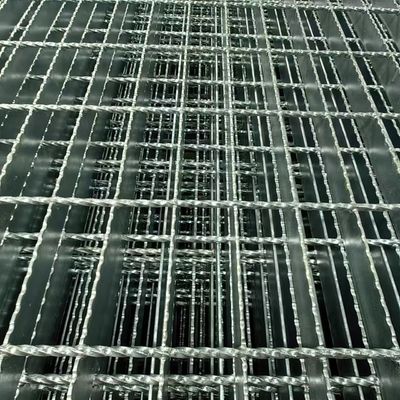 30mm Bearing Bar Pitch Serrated Steel Grating OEM Availability