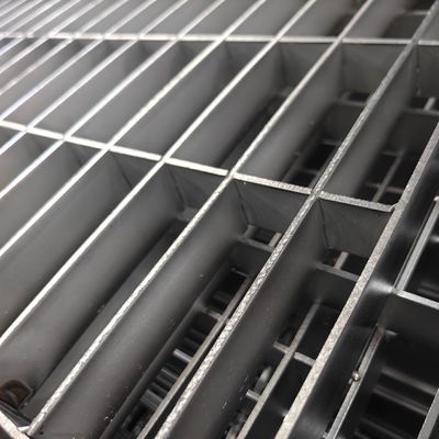 50mm*5mm Bearing Bar Non Slip Grating For Bathroom Functionality Interlocking