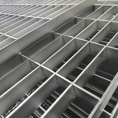 50mm*5mm Bearing Bar Non Slip Grating For Bathroom Functionality Interlocking