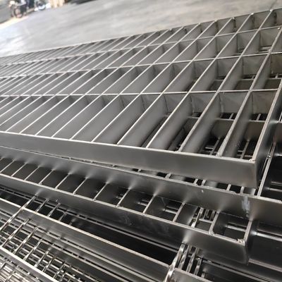 50mm*5mm Bearing Bar Non Slip Grating For Bathroom Functionality Interlocking
