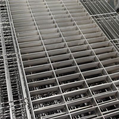 50mm*5mm Bearing Bar Non Slip Grating For Bathroom Functionality Interlocking