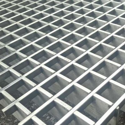 Factory High Quality Hot-DIP Galvanized Heavy Duty Walkway Steel Grating