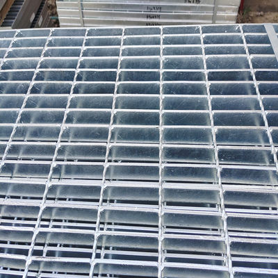 Edelstahlgitter in 1000x1000mm Größe für industrielle Bodenbelaglösungen