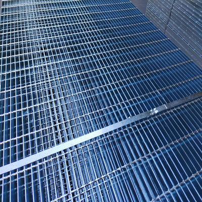Druck schweißte galvanisierten Stahl-Mesh Walkway Grating For Pedestrian-Durchgang