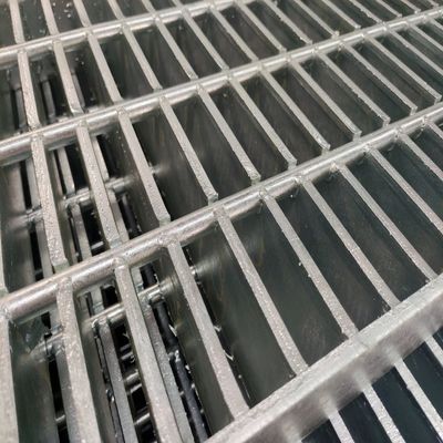 45 mm Schwung 8 mm Galvanisiertes Stahlgitter für Industrieplattformen