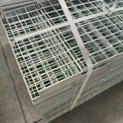 YB/T4001-2007 Schwerlast-Einfachgezacktes Metallgitter mit 40 mm Lagerstange