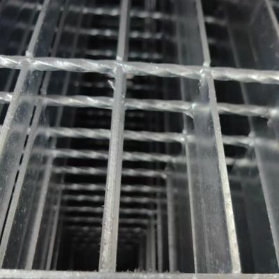 Machine Pressure Welded Industrial Steel Floor Grating With Smooth Bright Surface