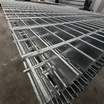 Anodisierte Oberflächenveredelung Aluminiumgitter für Korrosionsbeständigkeit 5 mm Dicke