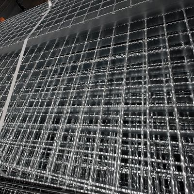 1 Zoll Bar Abstand Aluminiumgitter Gehweg innerhalb von 3000 mm Länge