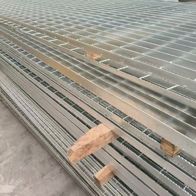 40 bis 130 mm Querstahl-Pitch-Industrie-Stahlgitter für verschiedene Anforderungen