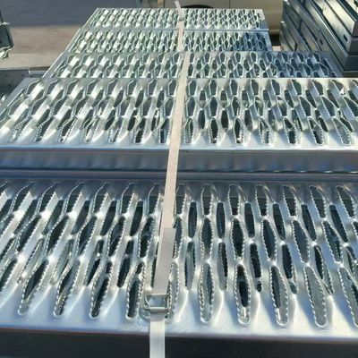 Durable Welded Steel Grating Easy To Drain Patterned Plate With Diverse Patterns
