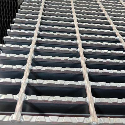 30 mm Lwm Galvanized Steel Expanded Metal Sheet / Aluminium Expanded Metal Mesh für den Sicherheitsschutz