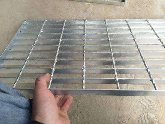 Cost-Effective Price Hot Dipped Galvanized Press Locked and Welded Steel Grating