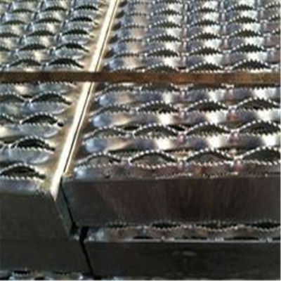 Diamond Plank Safety Walk Grating Anti-Skid Stair Treads for platform and walk streads