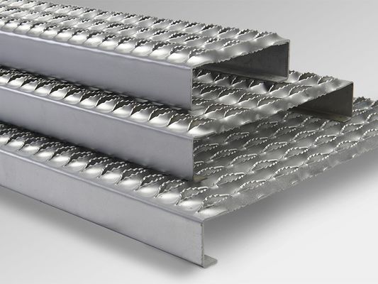 Stärke-Diamond Grip Grating Safety Strut-Treppen-Schritte der hohen Qualität